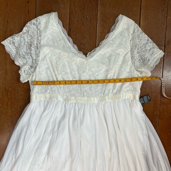 Torrid wedding dress/special occasion dress - Picture 7 of 10